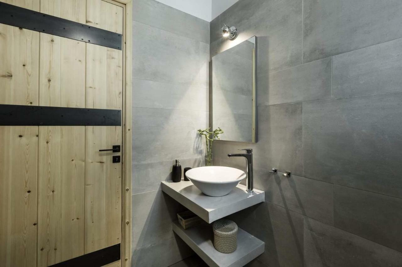 Atmospheric Apartment Near Acropolis By Cloudkeys Atény Exteriér fotografie